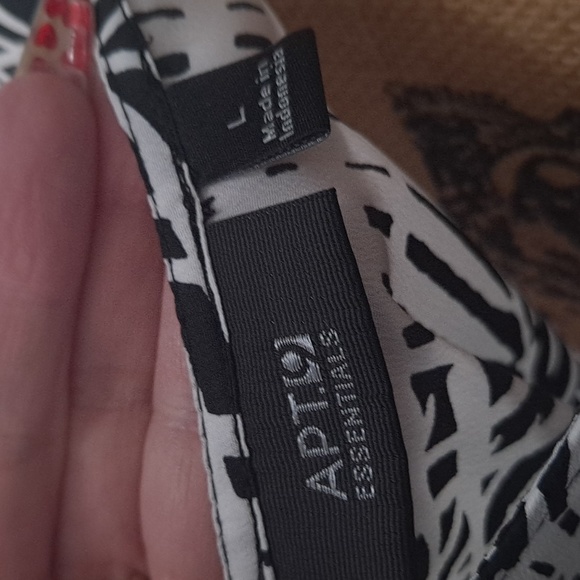 2pk racer back tops - Picture 9 of 9